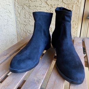 Reaction Black Booties size 9.5